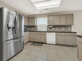 8123 Solara Bend, Houston TX 77083