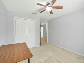 38 Tallow Hill Place, Spring TX 77382