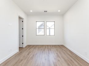 311 E 34th Street A, Houston TX 77018