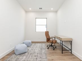 311 E 34th Street A, Houston TX 77018