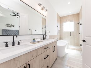 311 E 34th Street A, Houston TX 77018