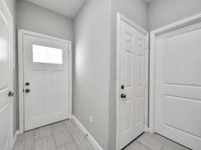 4011 Elmwood Street, Houston TX 77051