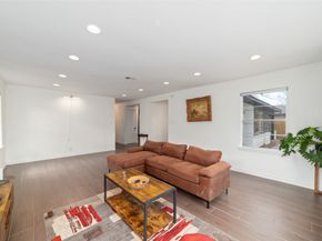 1421 Confederate Road, Houston TX 77055