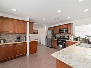 1421 Confederate Road, Houston TX 77055