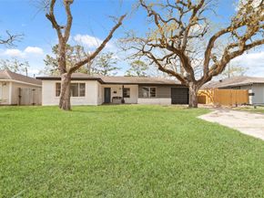 1421 Confederate Road, Houston TX 77055