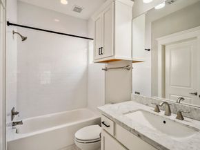 2404 Beall Street A, Houston TX 77008