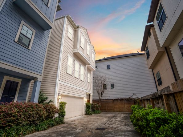 2404 Beall Street A, Houston TX 77008