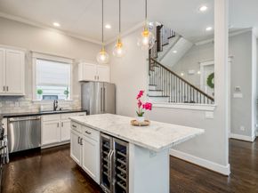 2404 Beall Street A, Houston TX 77008