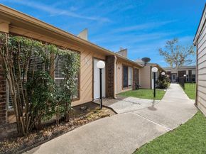 1014 Graham Drive B4, Tomball TX 77375