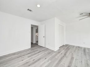 1014 Graham Drive B4, Tomball TX 77375