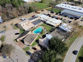 1014 Graham Drive B4, Tomball TX 77375