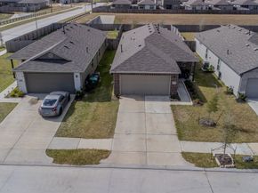 10507 Vinca Minor Lane, Houston TX 77016