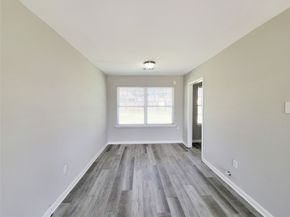 5835 Kenilwood Drive, Houston TX 77033