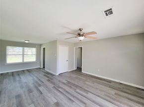 5835 Kenilwood Drive, Houston TX 77033