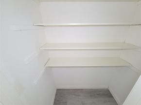 5835 Kenilwood Drive, Houston TX 77033