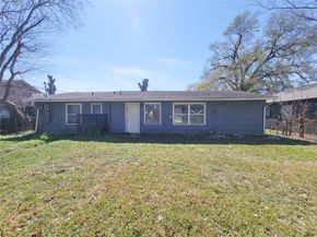 5835 Kenilwood Drive, Houston TX 77033