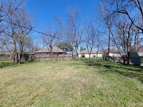 5835 Kenilwood Drive, Houston TX 77033