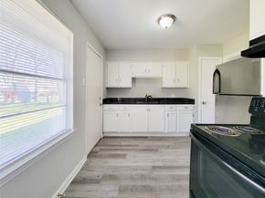 5835 Kenilwood Drive, Houston TX 77033