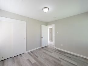 5835 Kenilwood Drive, Houston TX 77033