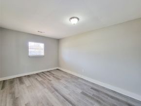 5835 Kenilwood Drive, Houston TX 77033