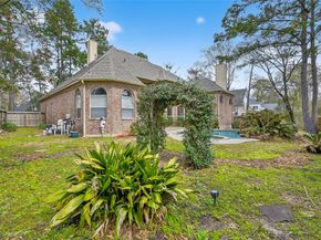 46 Pebble Cove Drive, The Woodlands TX 77381