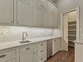 22 E Shore Drive, The Woodlands TX 77380