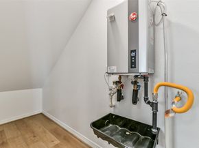 6410 Calhoun Road, Houston TX 77021