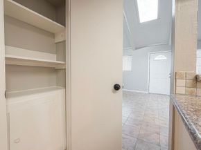 1108 W Tri Oaks Lane 150, Houston TX 77043