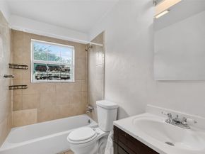 402 Meters Street, Houston TX 77020