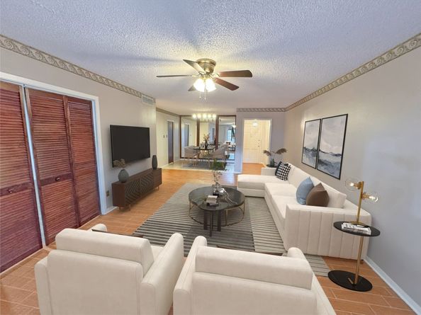 2700 Bellefontaine Street B8, Houston TX 77025