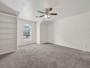 6002 Villa Hills Drive, Houston TX 77066