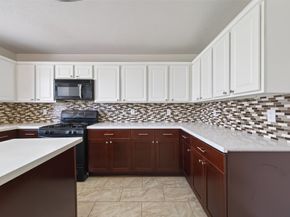 6002 Villa Hills Drive, Houston TX 77066