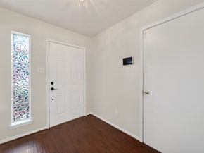 6002 Villa Hills Drive, Houston TX 77066