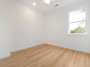 7120 Eastwood Street, Houston TX 77021