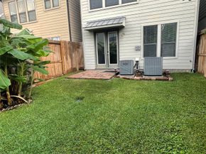 5719 Darling Street, Houston TX 77007