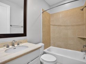 5719 Darling Street, Houston TX 77007