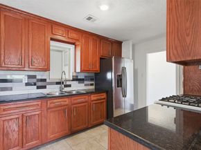 407 Meters Street, Houston TX 77020