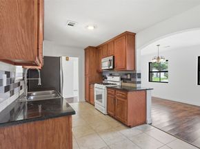 407 Meters Street, Houston TX 77020