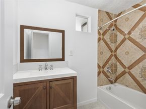 407 Meters Street, Houston TX 77020