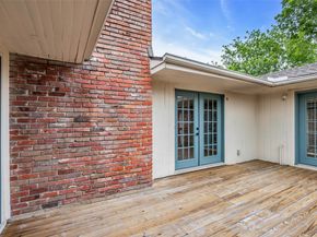 4715 Braesvalley Drive, Houston TX 77096