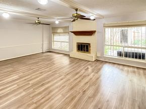 1313 Reddleshire Lane 1313, Houston TX 77043