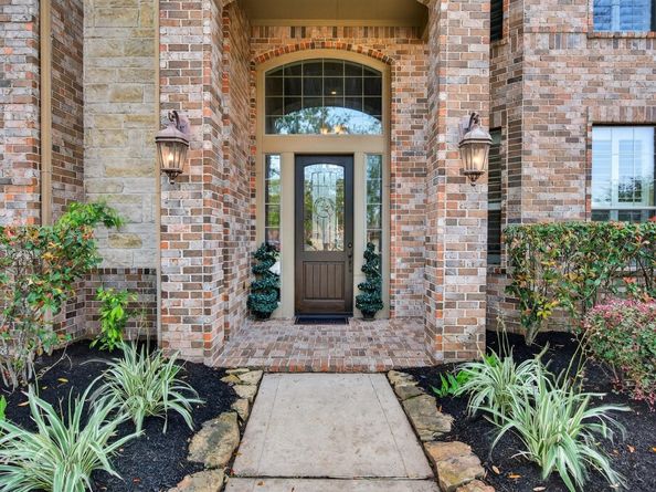 5330 Briarwick Meadow Lane, Sugar Land TX 77479