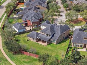 5330 Briarwick Meadow Lane, Sugar Land TX 77479