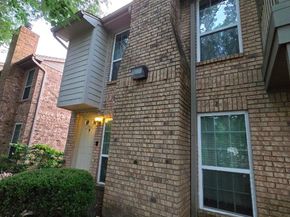 10615 Briar Forest Drive 1001, Houston TX 77042