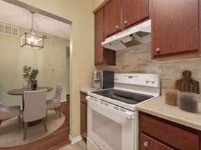 10053 Westpark Drive 289, Houston TX 77042