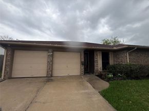 3914 Beran Drive, Houston TX 77045