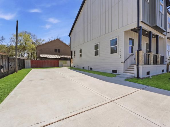 2306 Langley Road, Houston TX 77093