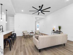 2007 King Street, Houston TX 77026