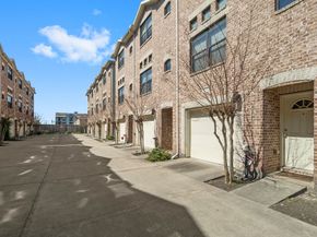 2710 Hullsmith Drive 1301, Houston TX 77063