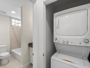 2710 Hullsmith Drive 1301, Houston TX 77063